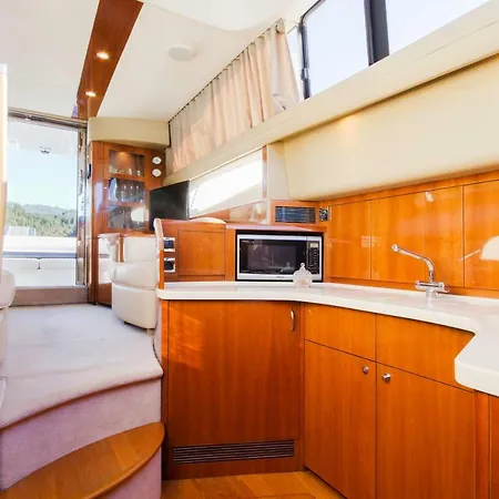 Yacht Douro
