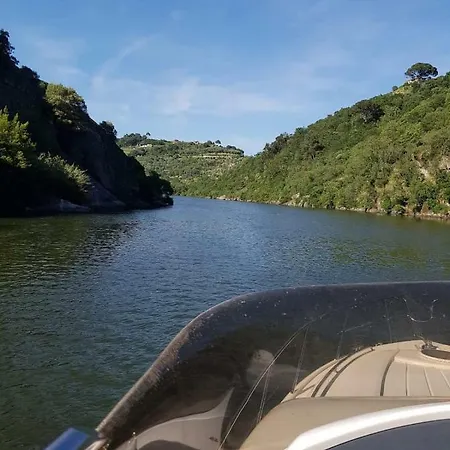 بوتيل Yacht Douro *