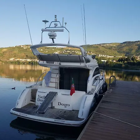 Yacht Douro جوندومار
