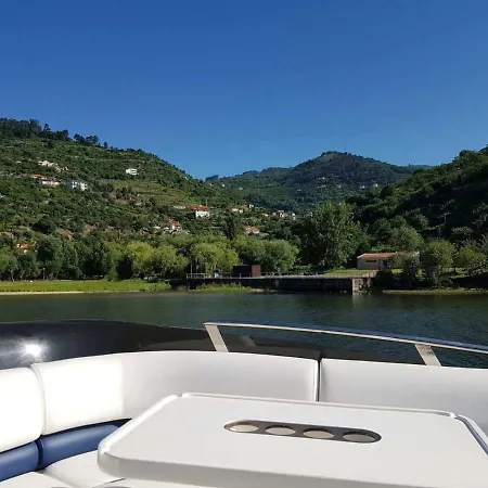 Yacht Douro *
