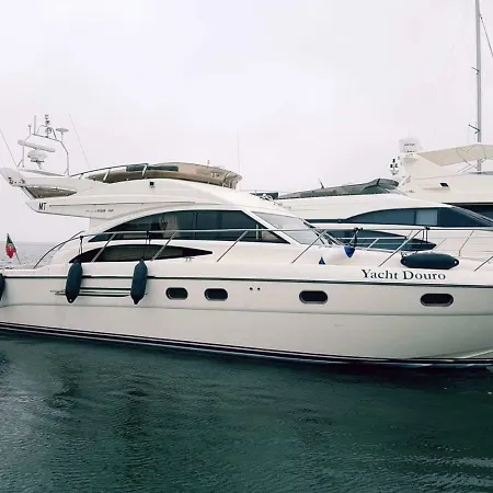 Yacht Douro