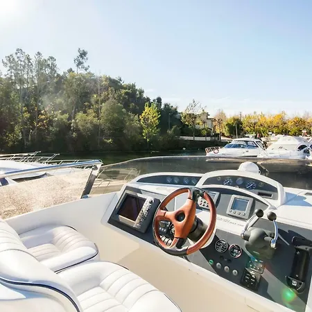 Yacht Douro