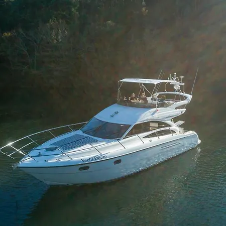 Yacht Douro