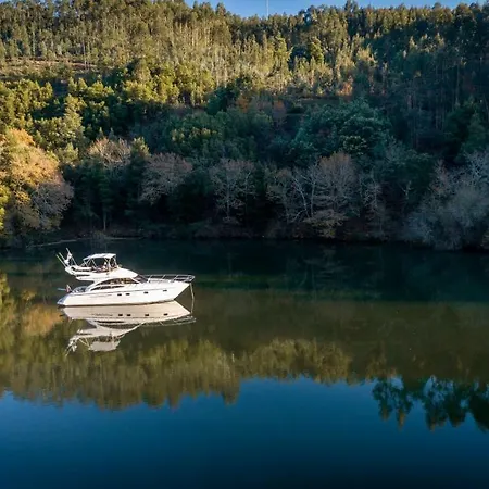 Yacht Douro