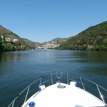 بوتيل Yacht Douro